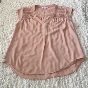 DR2 sleeveless blouse